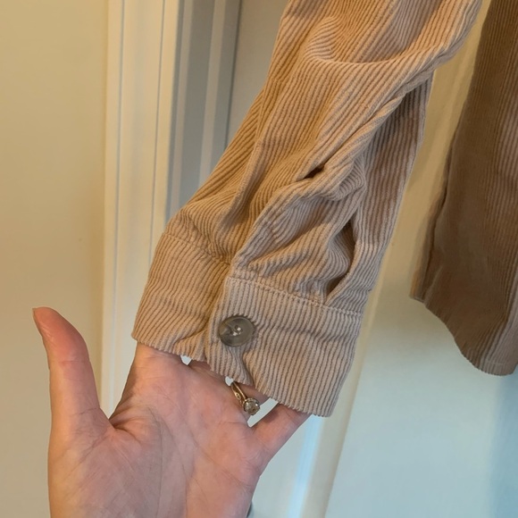 Peplum Beige Corduroy Button-Up Shirt - Picture 3 of 9
